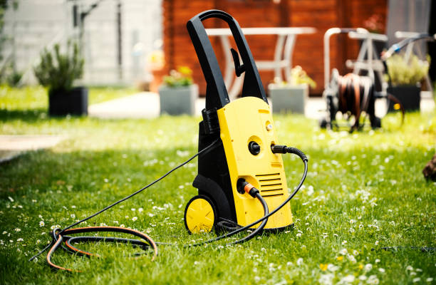 Best Warehouse Cleaning  in Wellman, IA